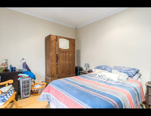 2 BEDROOM HOUSE TO LET IN WOODSTOCK